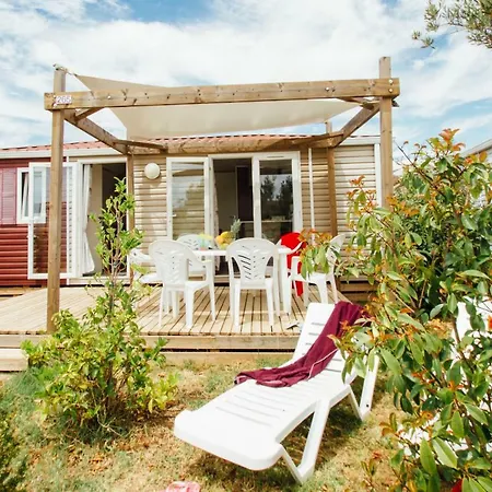 Mas Des Lavandes Kamp alanı 4*