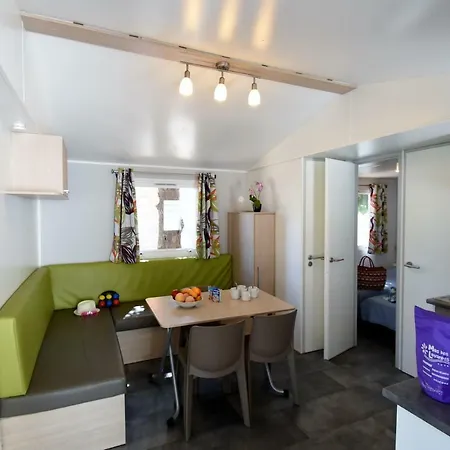 Kamp alanı Mas Des Lavandes