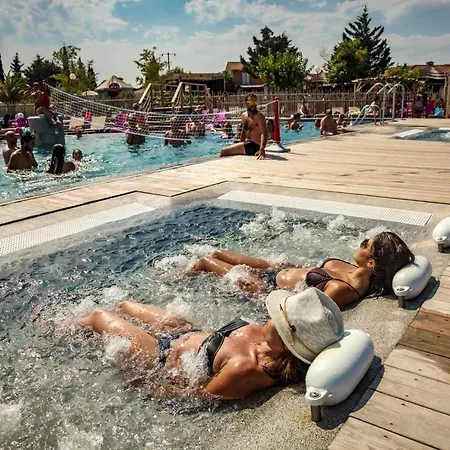 Mas Des Lavandes 4* Serignan