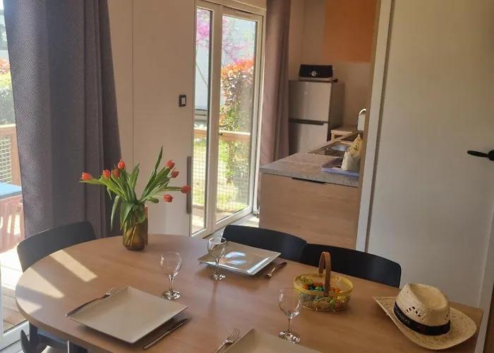 Mas Des Lavandes Camping